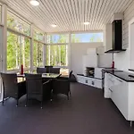 Semesterbostad Leinola 1 By Interhome Puhos